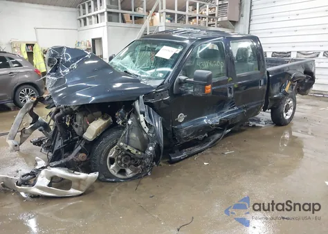 2011 Ford F-250 Xlt z USA, uszkodzony, nr VIN 1FT7W2BT8BED10970